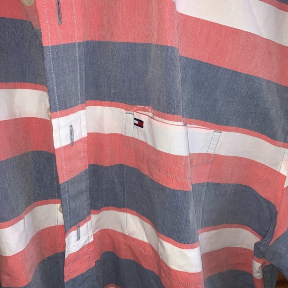 Tommy Hilfiger button up - Picture 2 of 3
